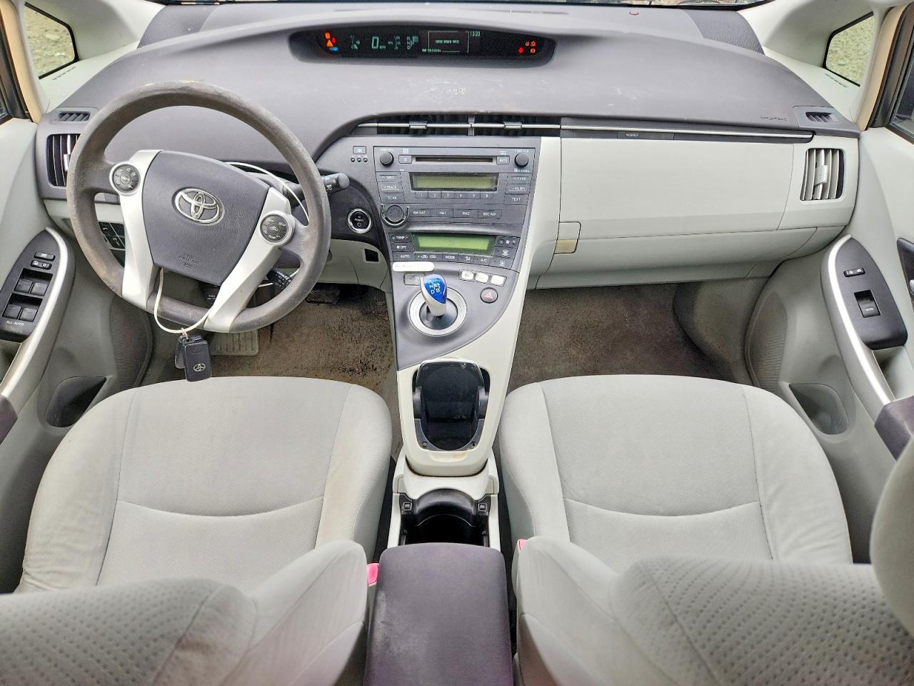 2011 Toyota Prius Two Silver vin: JTDKN3DUXB1384455