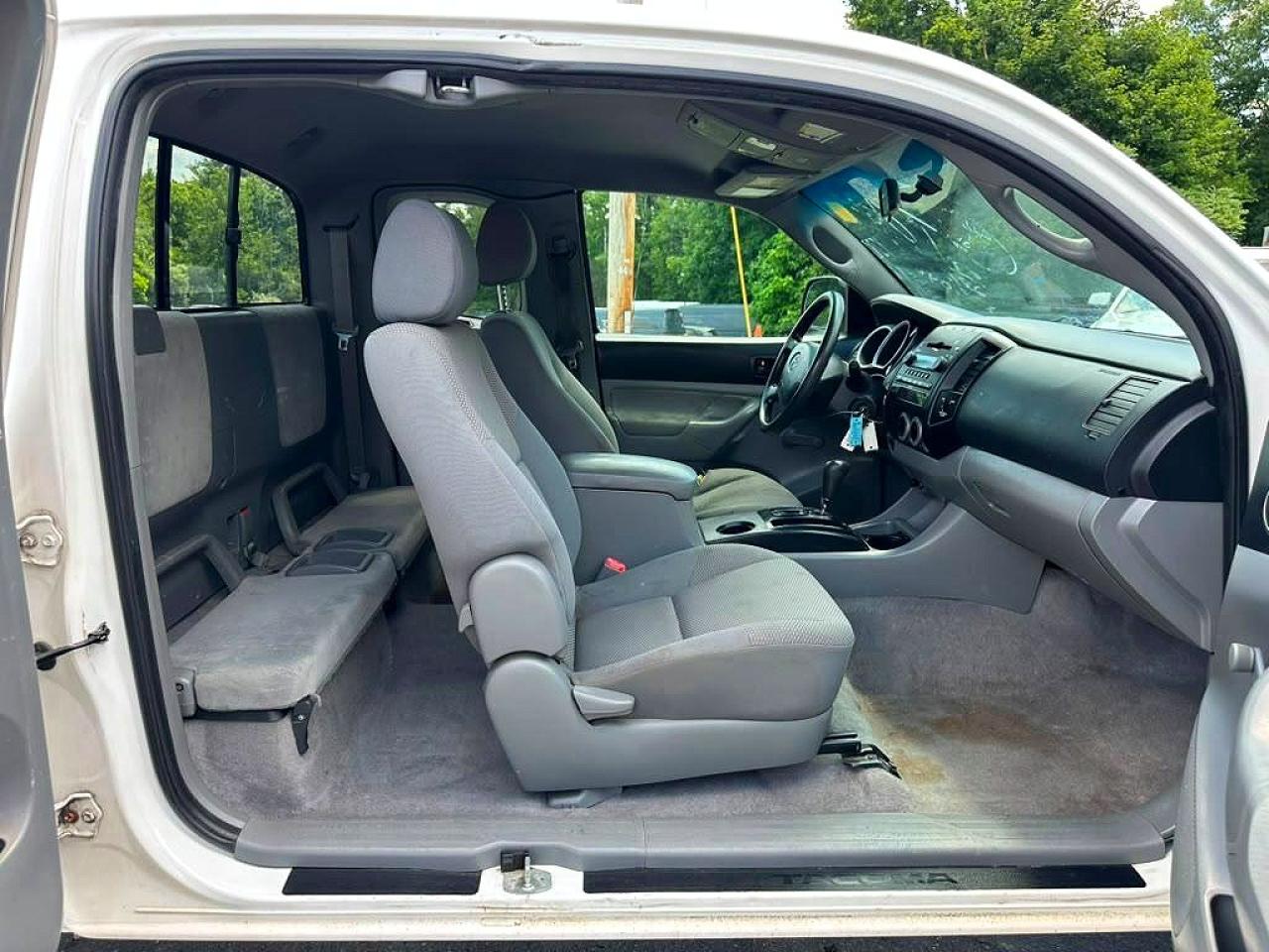 2007 Toyota Tacoma Access Cab Белый vin: 5TEUU42N47Z462058