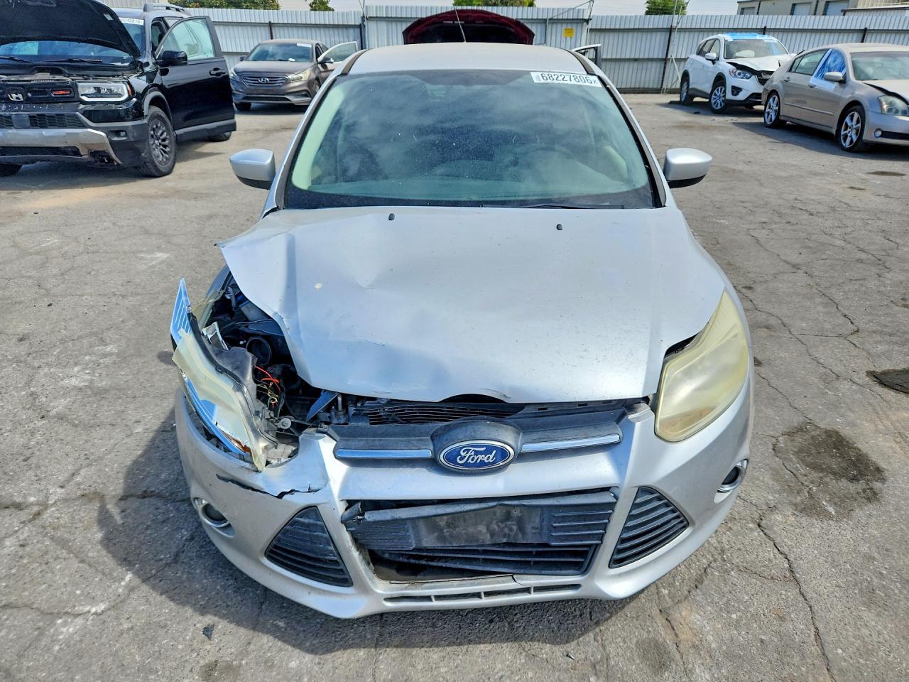 2012 Ford Focus Se Серебряный vin: 1FAHP3K22CL168990