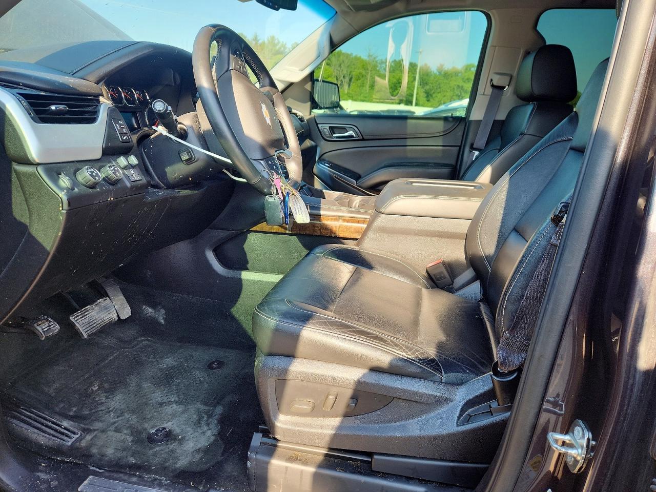 2015 Chevrolet Tahoe K1500 Lt Gray vin: 1GNSKBKCXFR121698