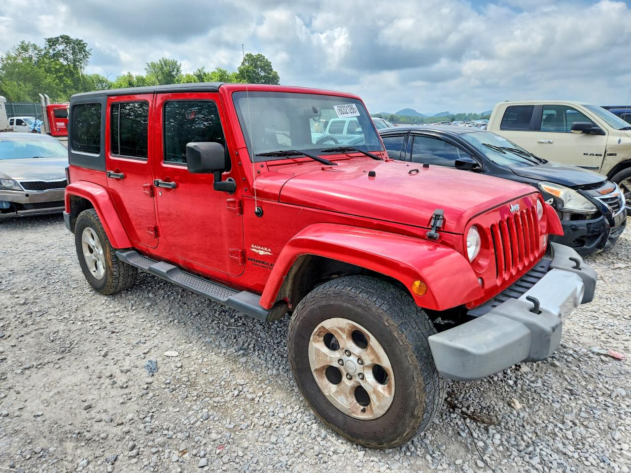 2015 Jeep Wrangler Unlimited Sahara Maroon vin: 1C4BJWEG5FL697946