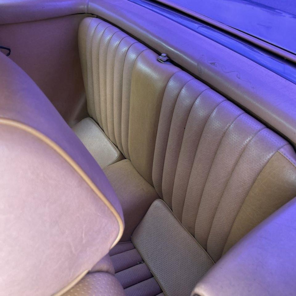 1988 Mercedes-benz 560 Sl Черный vin: WDBBA48D5JA084797
