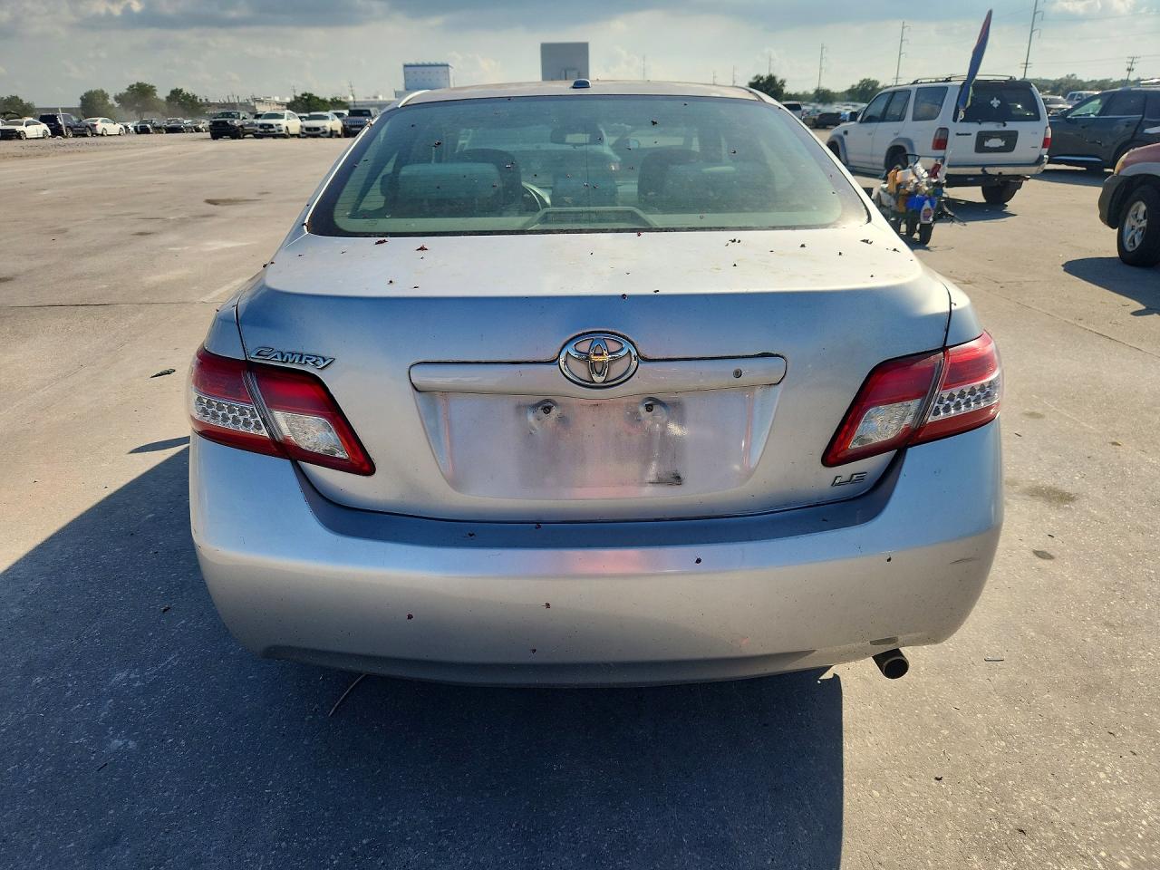 2010 Toyota Camry Le Silver vin: 4T1BF3EKXAU103449
