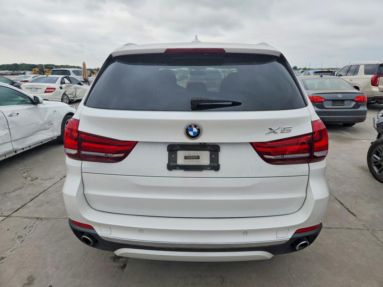 2015 Bmw X5 Xdrive35i Белый vin: 5UXKR0C5XF0P11458