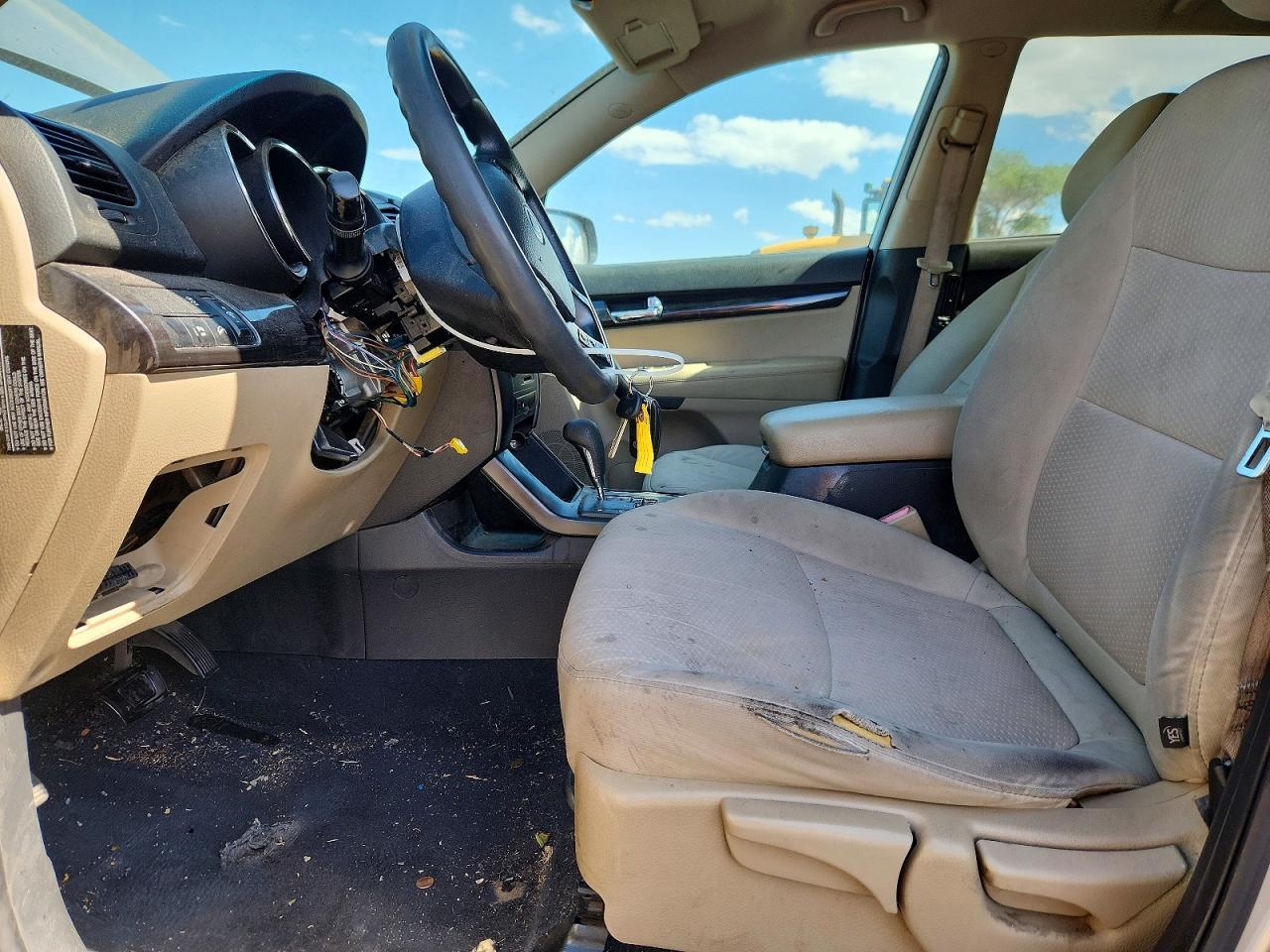 2013 Kia Sorento Lx Серебряный vin: 5XYKT3A68DG418293
