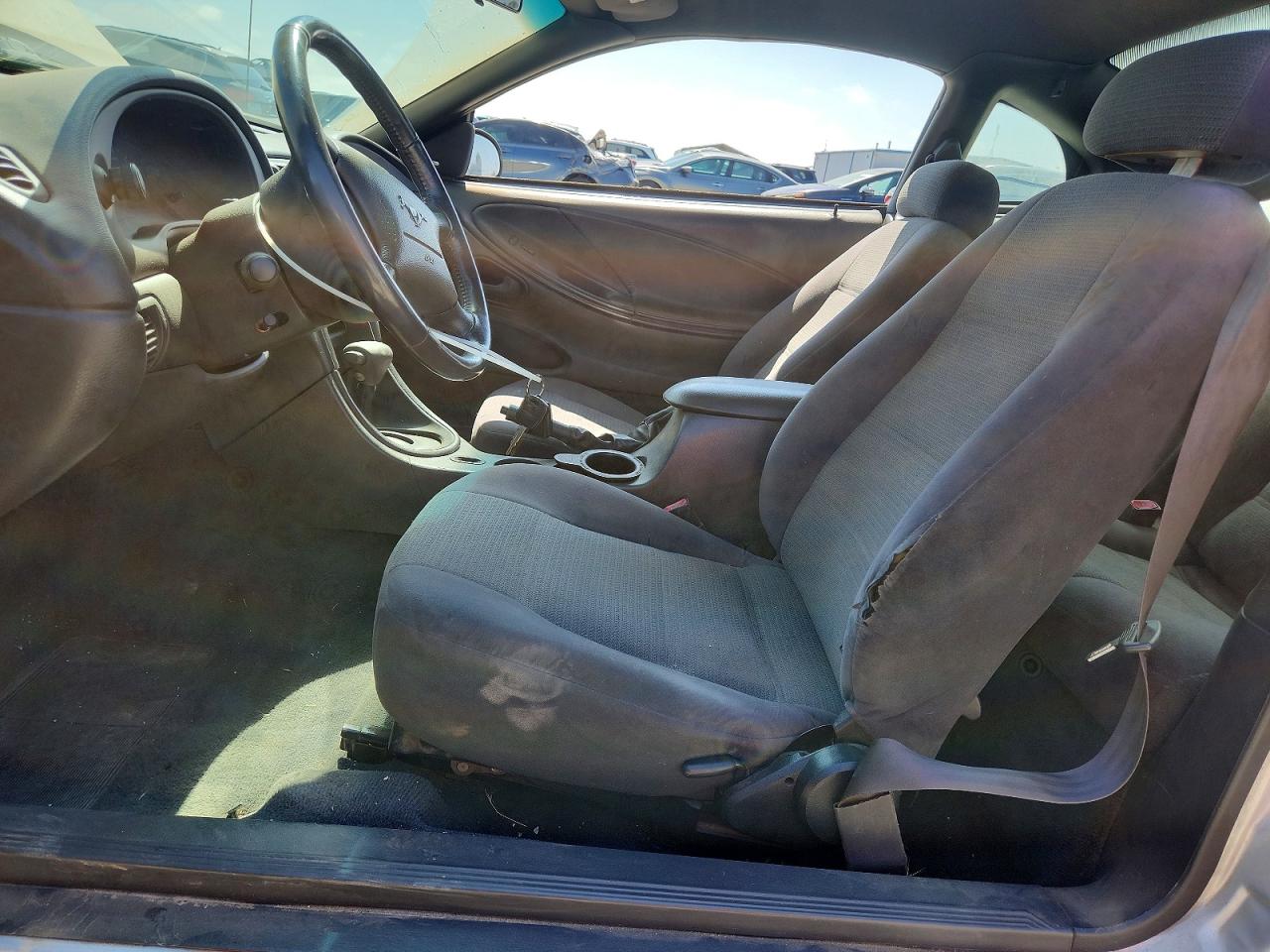 2002 Ford Mustang Silver vin: 1FAFP40452F147582