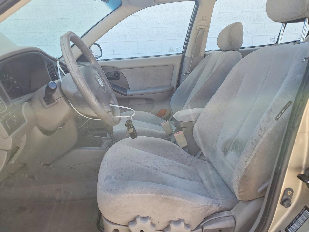 2005 Hyundai Elantra Gls Beige vin: KMHDN46D25U051029