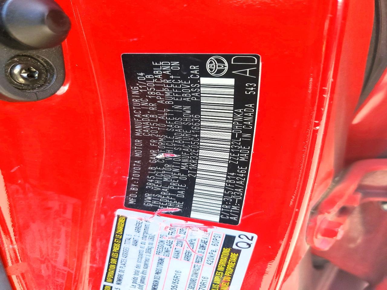 2005 Toyota Corolla Matrix Xr Red vin: 2T1KR32E05C416636