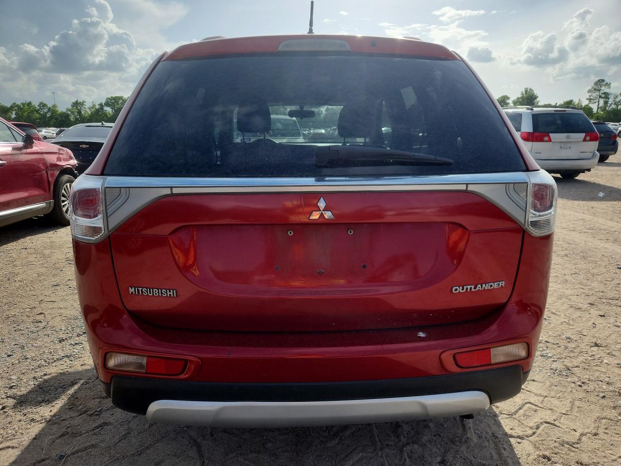 2015 Mitsubishi Outlander Es Red vin: JA4AD2A31FZ003694