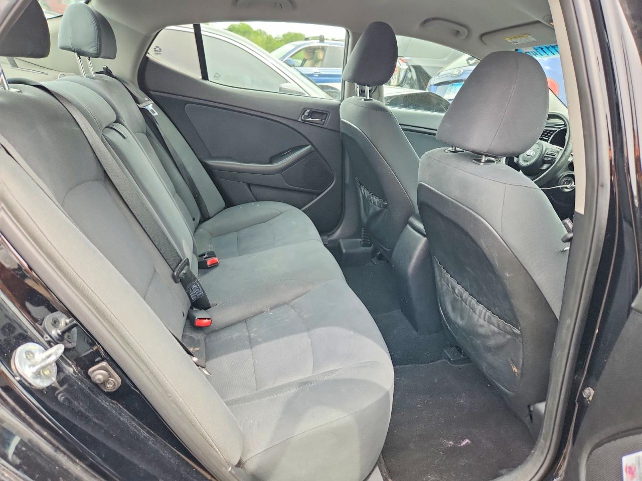 2015 Kia Optima Lx Черный vin: 5XXGM4A78FG428847