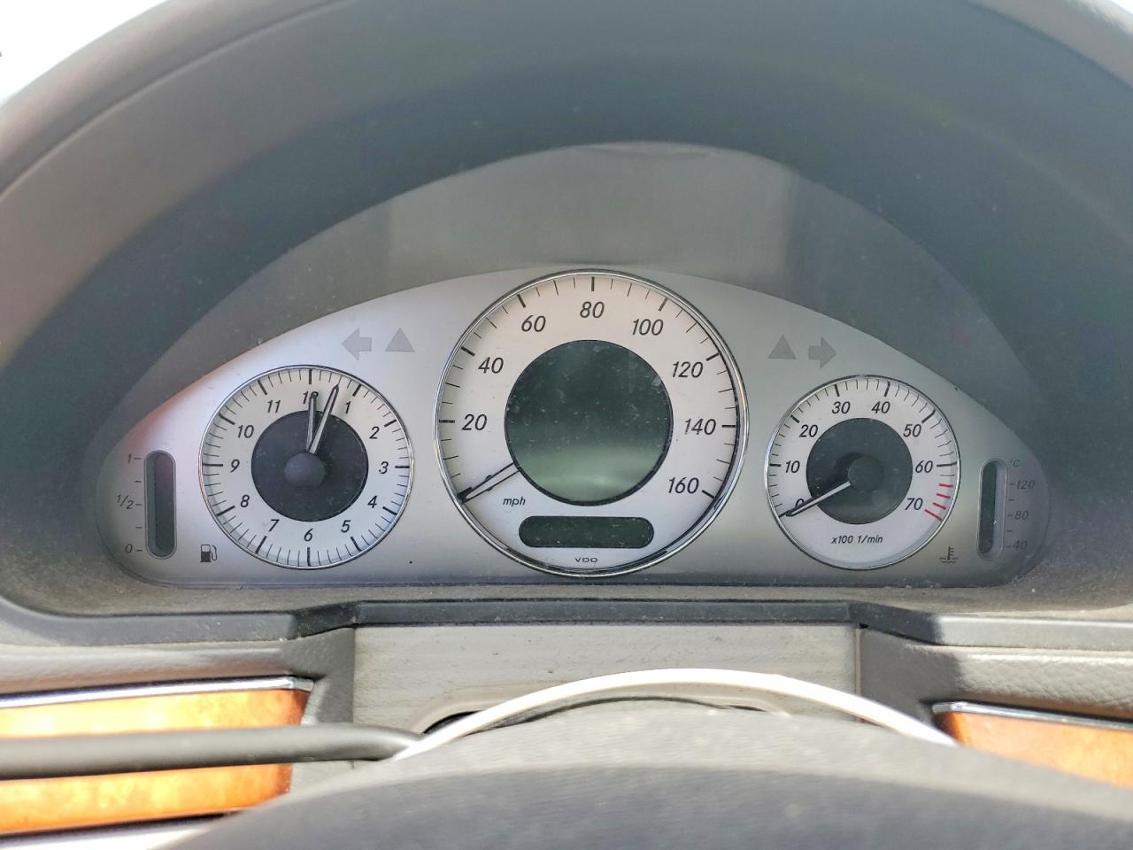 2009 Mercedes-benz E 350 Зеленый vin: WDBUF56XX9B386556
