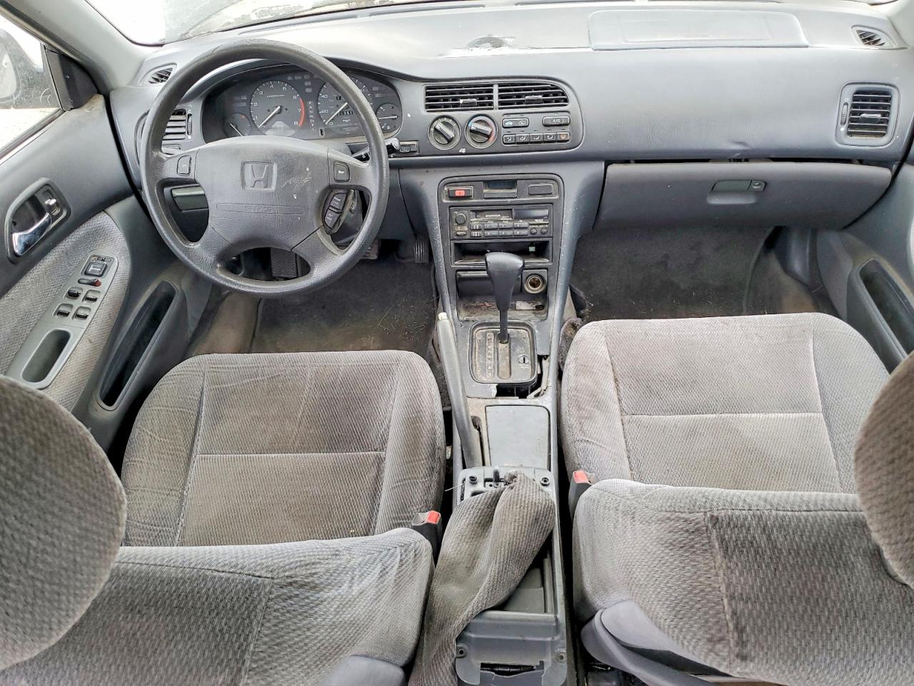 1996 Honda Accord Lx Черный vin: 1HGCD5638TA262574