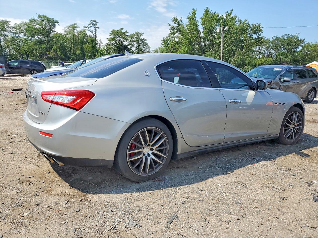 2014 Maserati Ghibli S Silver vin: ZAM57RTA0E1097711