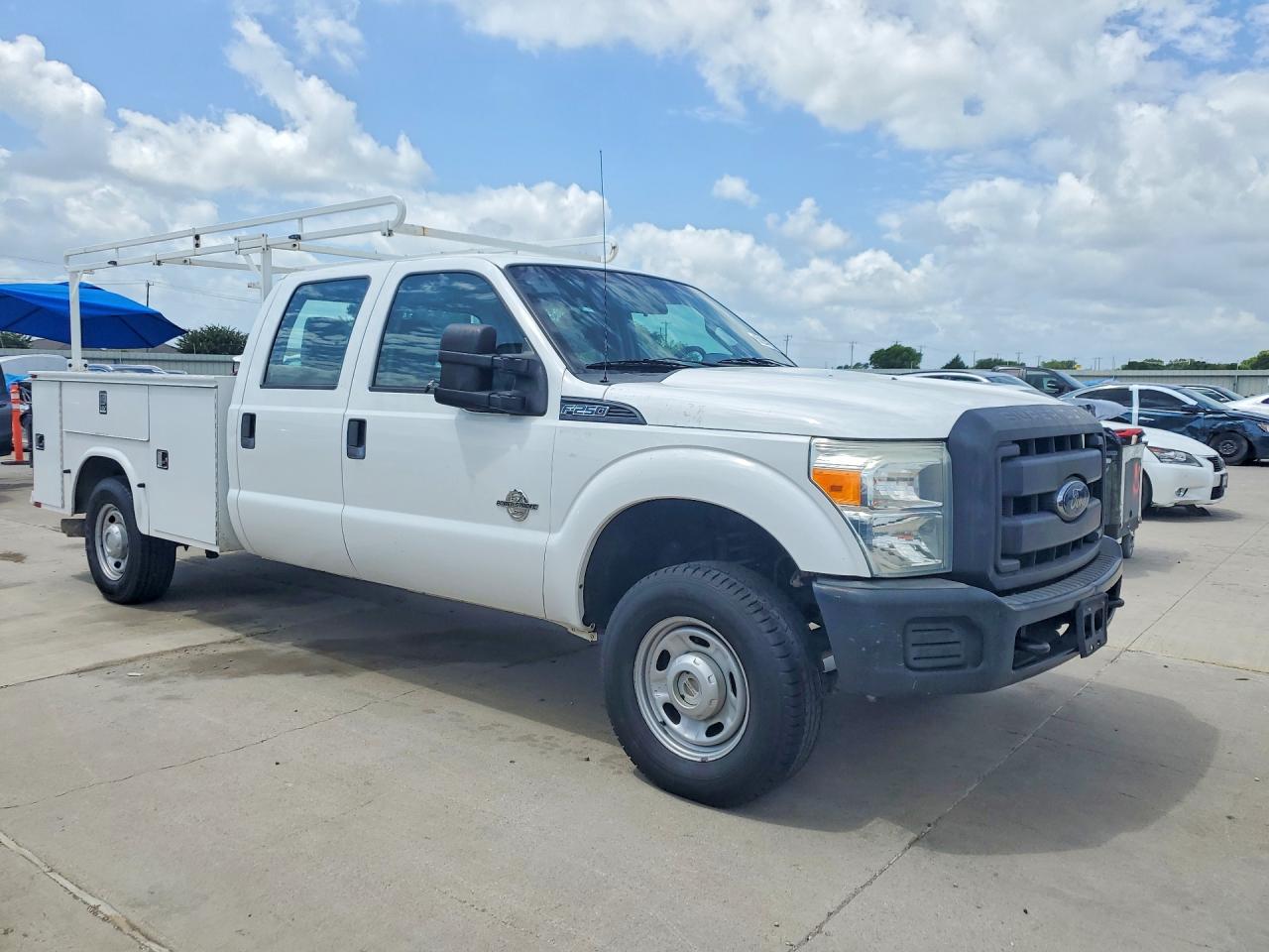 2014 Ford F250 Super Duty White vin: 1FD7W2BTXEEB19664