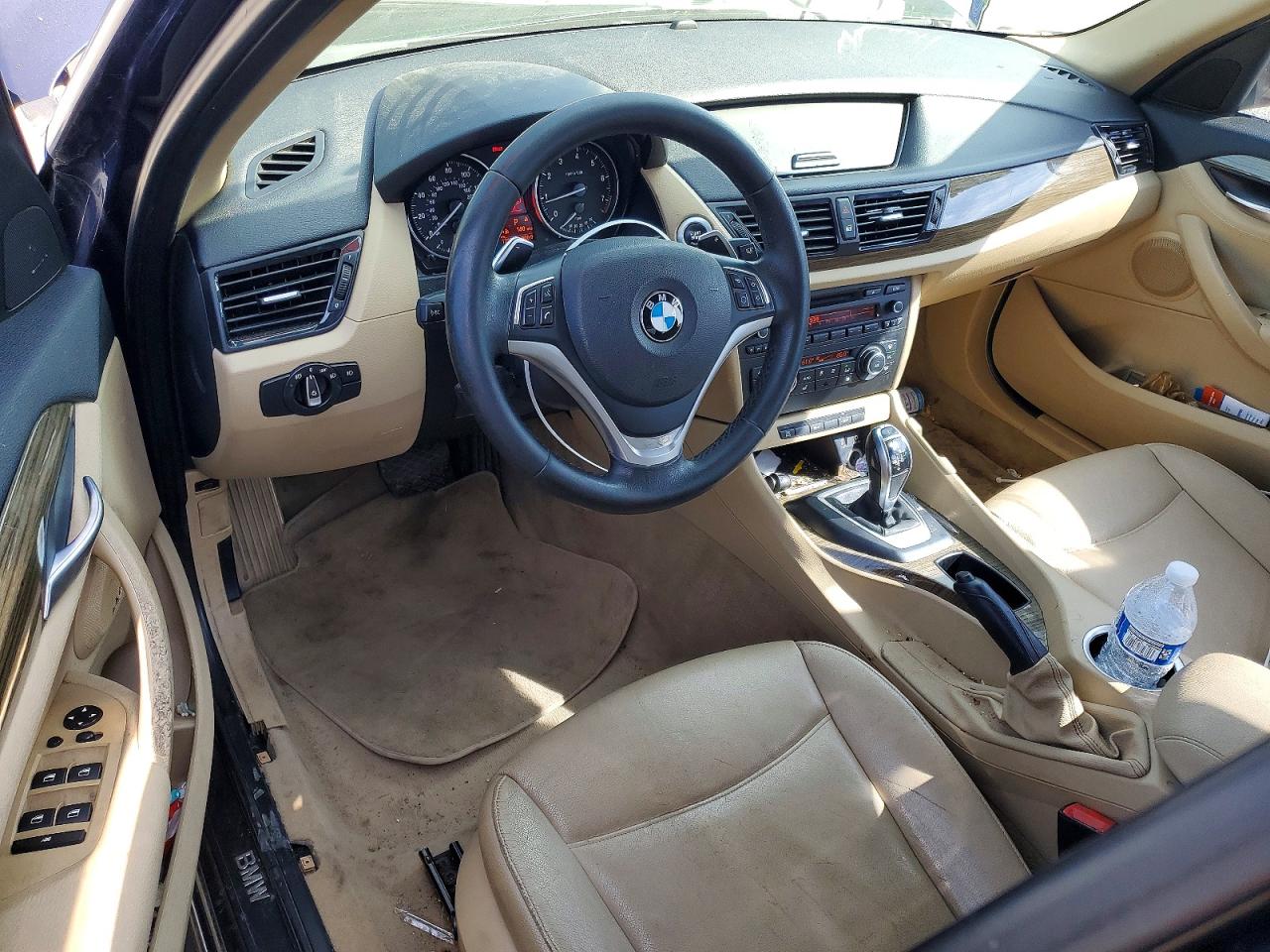 2013 Bmw X1 Sdrive28i Blue vin: WBAVM1C54DVW44453
