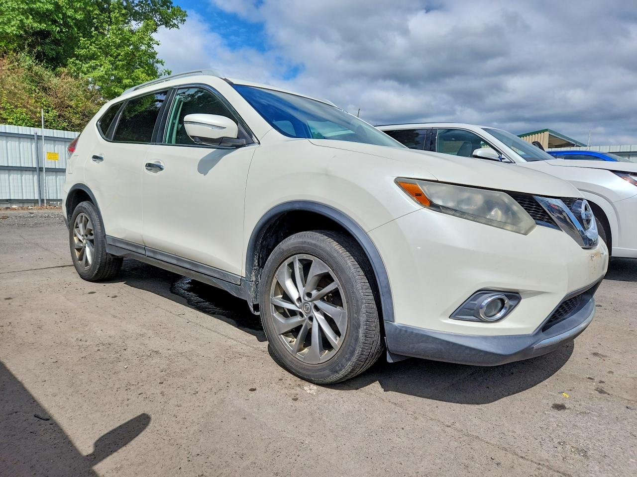 2015 Nissan Rogue Sl White vin: 5N1AT2MVXFC819341