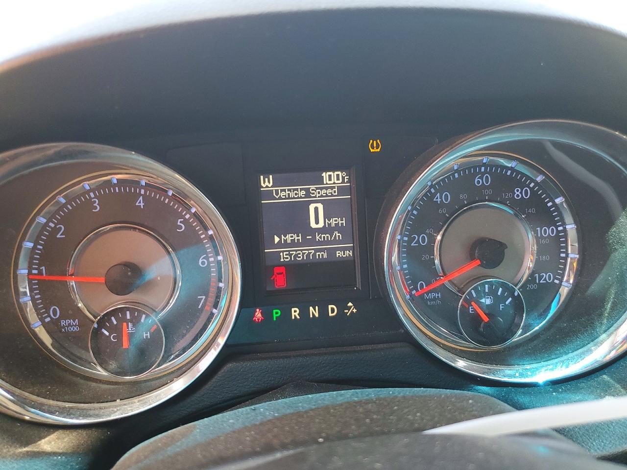 2014 Chrysler Town & Country Touring White vin: 2C4RC1BG4ER446177