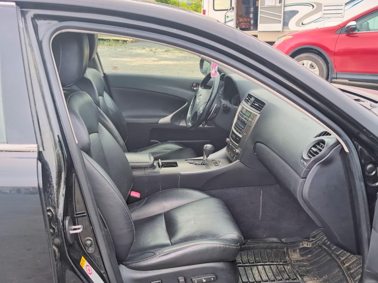 2009 Lexus Is 350 Black vin: JTHBE262295021834