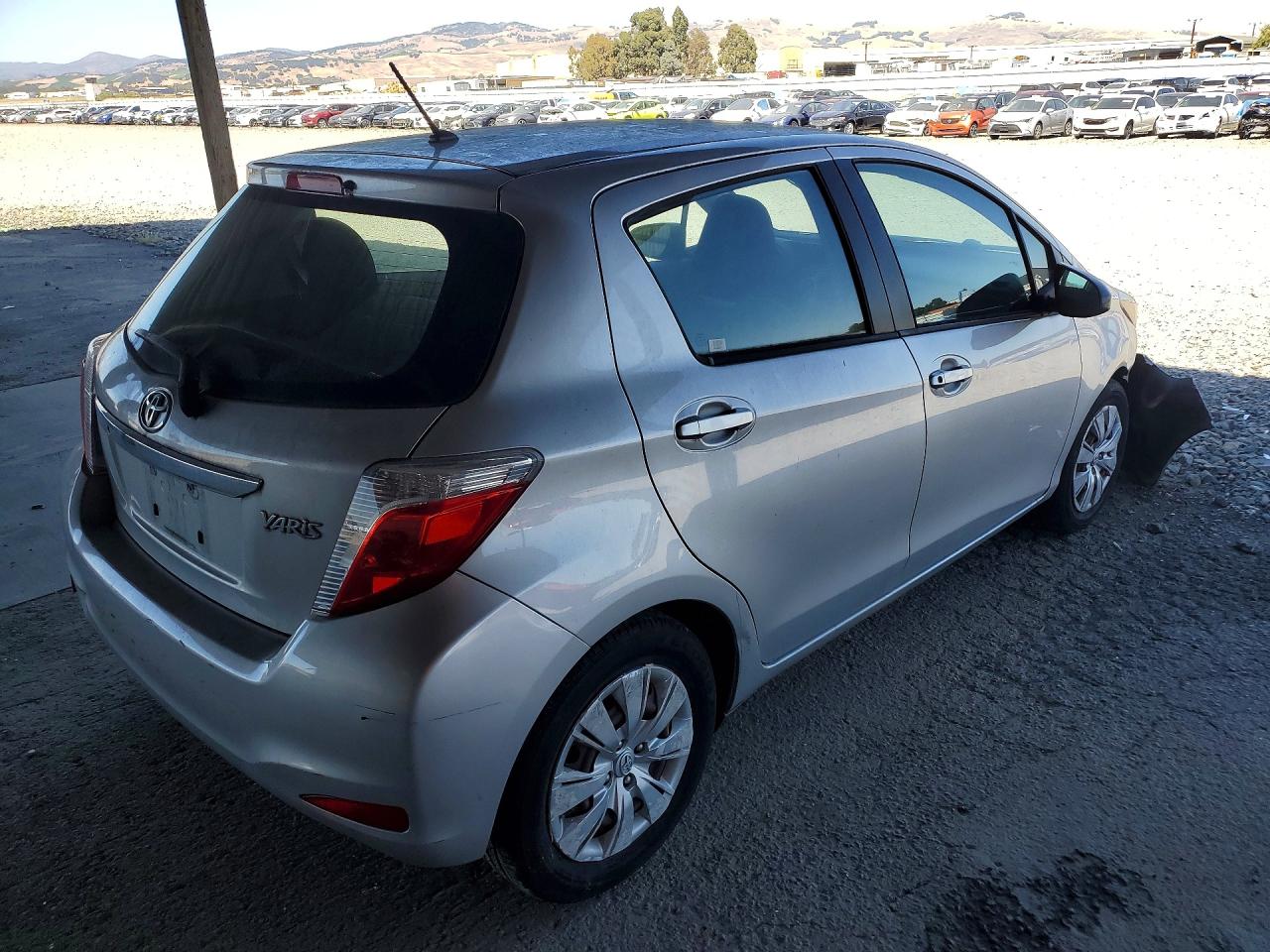 2014 Toyota Yaris 5-door L Fleet Gray vin: VNKKTUD31EA007012