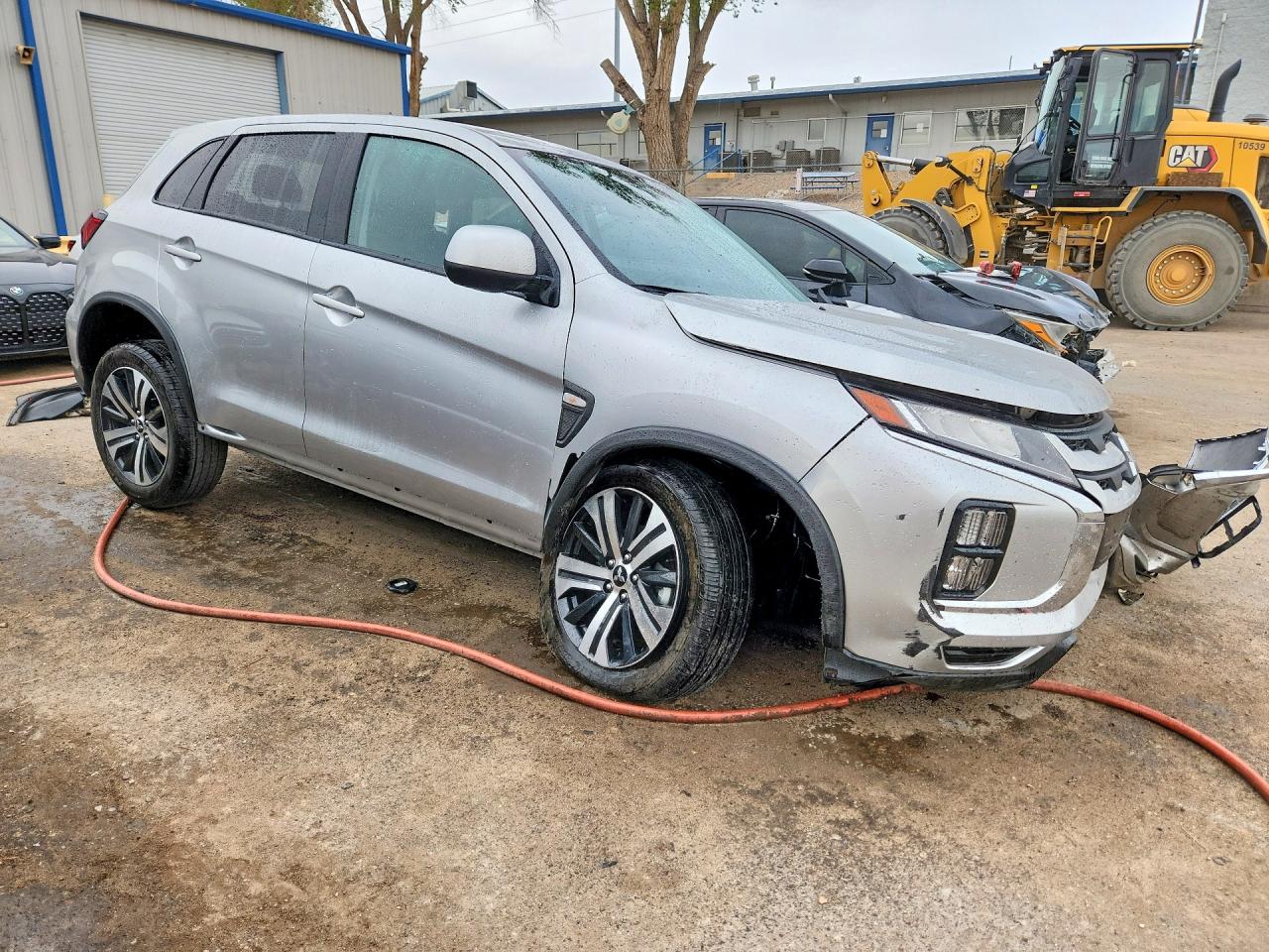 2026 Mitsubishi Outlander Sport S Серебряный vin: JA4ARUAU5TU016947