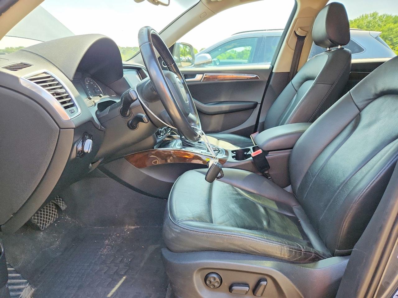 2012 Audi Q5 Premium Plus Серый vin: WA1DKAFP5CA043747