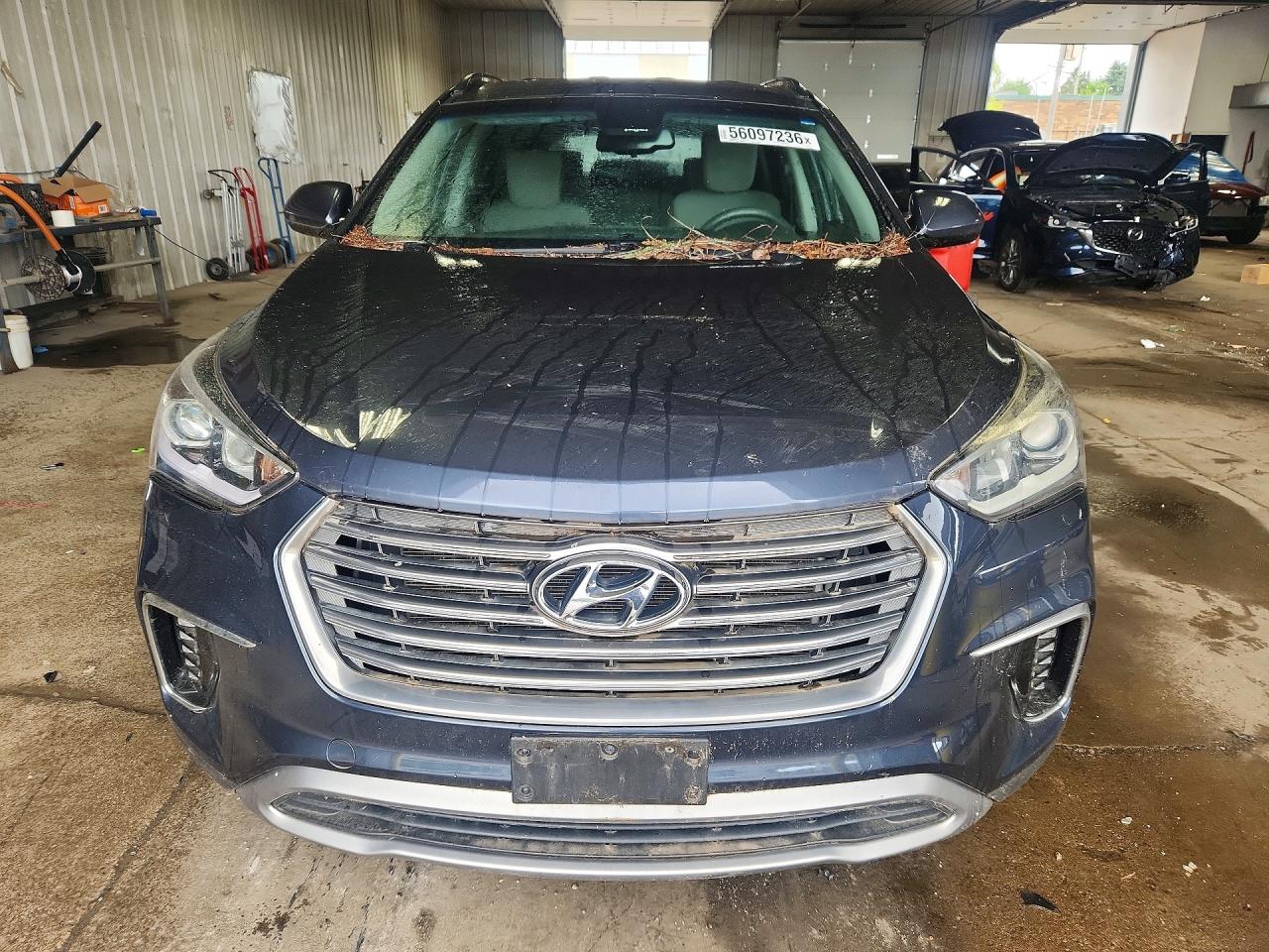 2017 Hyundai Santa Fe Se Blue vin: KM8SMDHF7HU190750