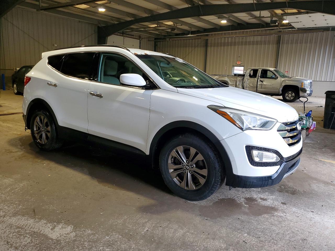 2013 Hyundai Santa Fe Sport 2.4l White vin: 5XYZUDLB2DG023540