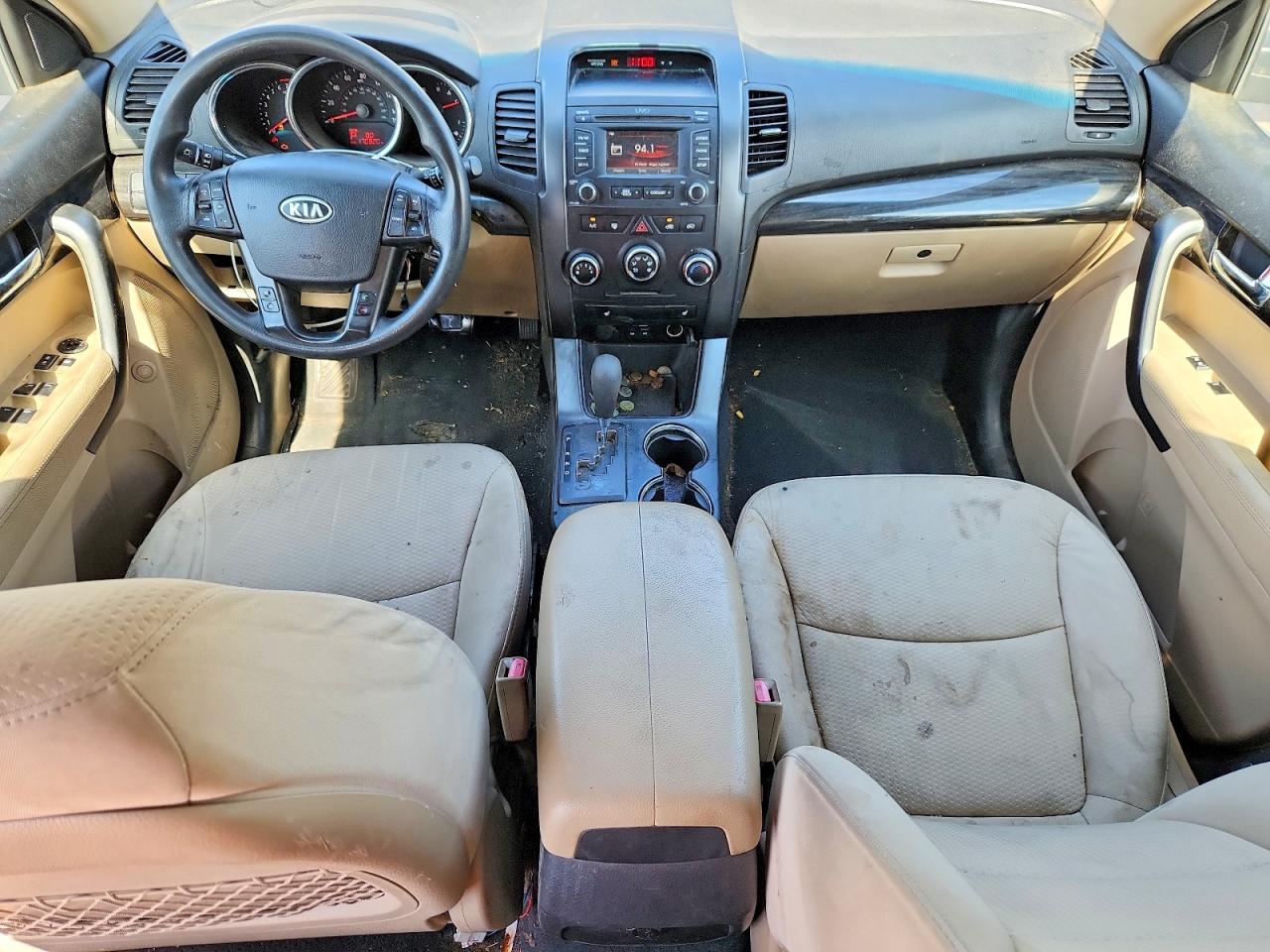 2013 Kia Sorento Lx Серебряный vin: 5XYKT3A68DG418293