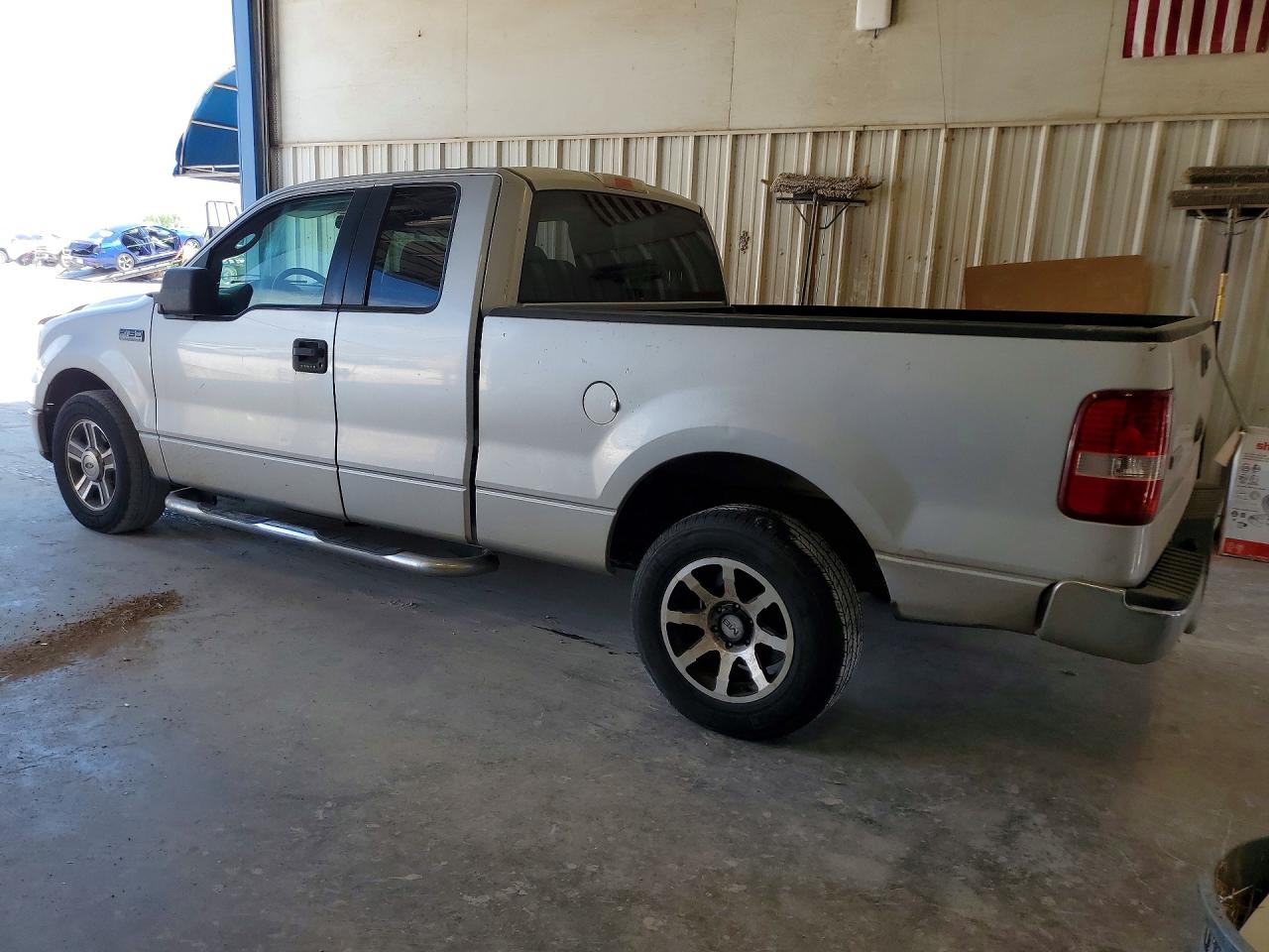 2006 Ford F150 Silver vin: 1FTPX12586NA26446