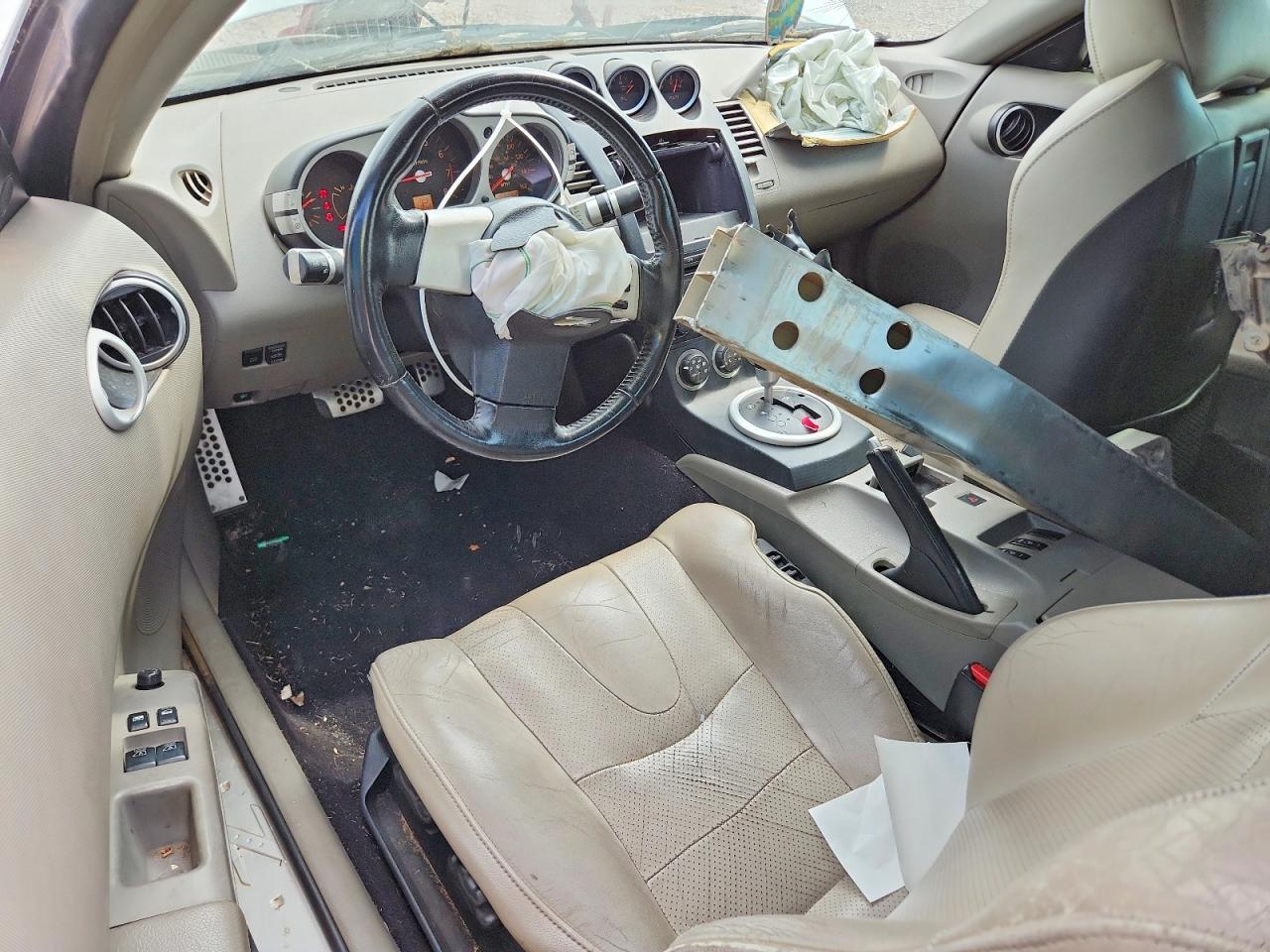 2004 Nissan 350z Roadster Белый vin: JN1AZ36A94T010318