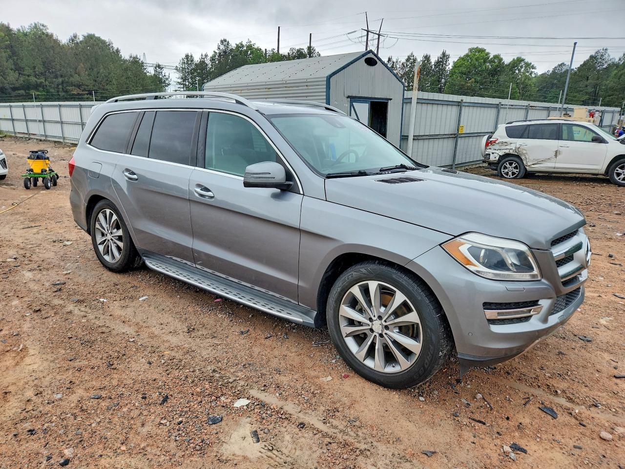 2014 Mercedes-benz Gl 450 4matic Silver vin: 4JGDF7CE3EA353832