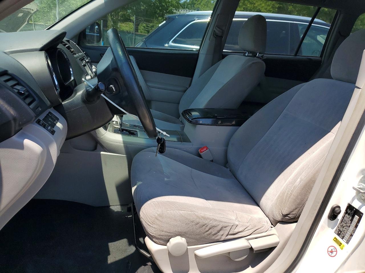 2013 Toyota Highlander Base Белый vin: 5TDZA3EHXDS044580