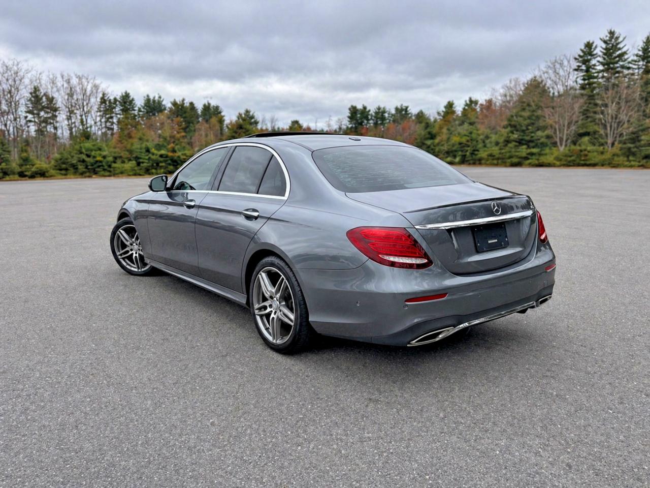 2017 Mercedes-benz E 300 4matic Gray vin: WDDZF4KBXHA066742