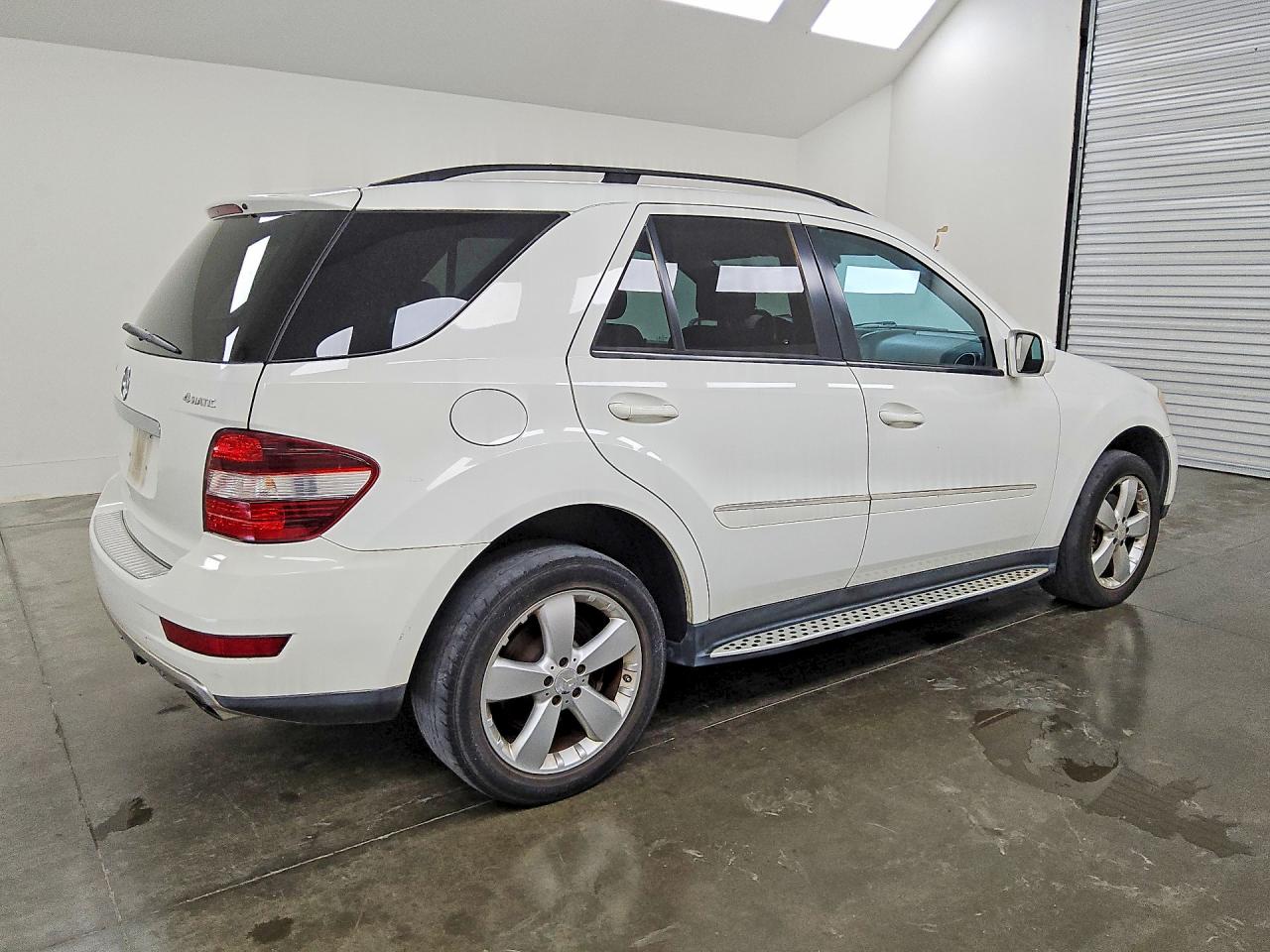 2009 Mercedes-benz Ml 350 White vin: 4JGBB86E99A515148