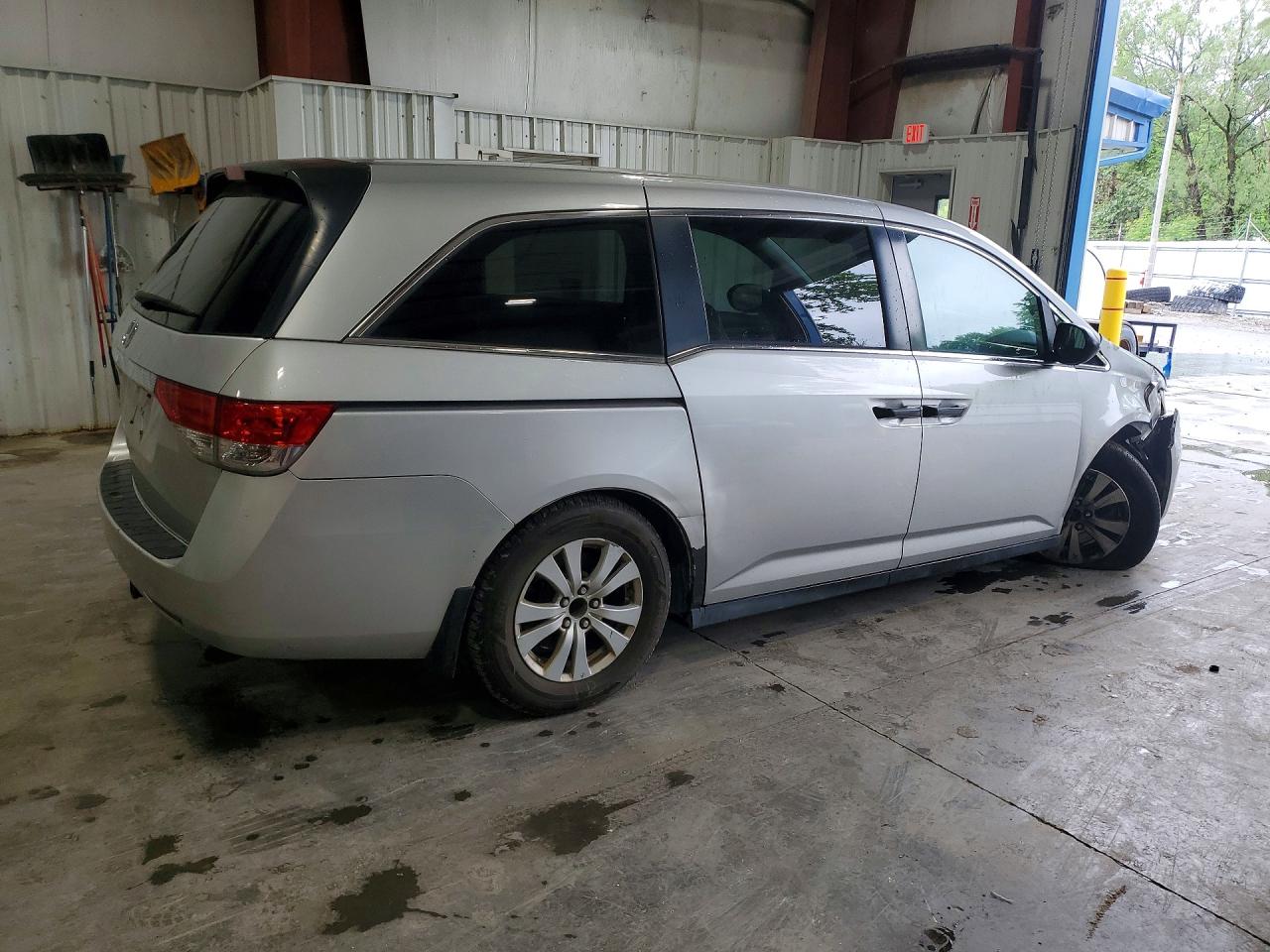 2014 Honda Odyssey Lx Silver vin: 5FNRL5H2XEB056926
