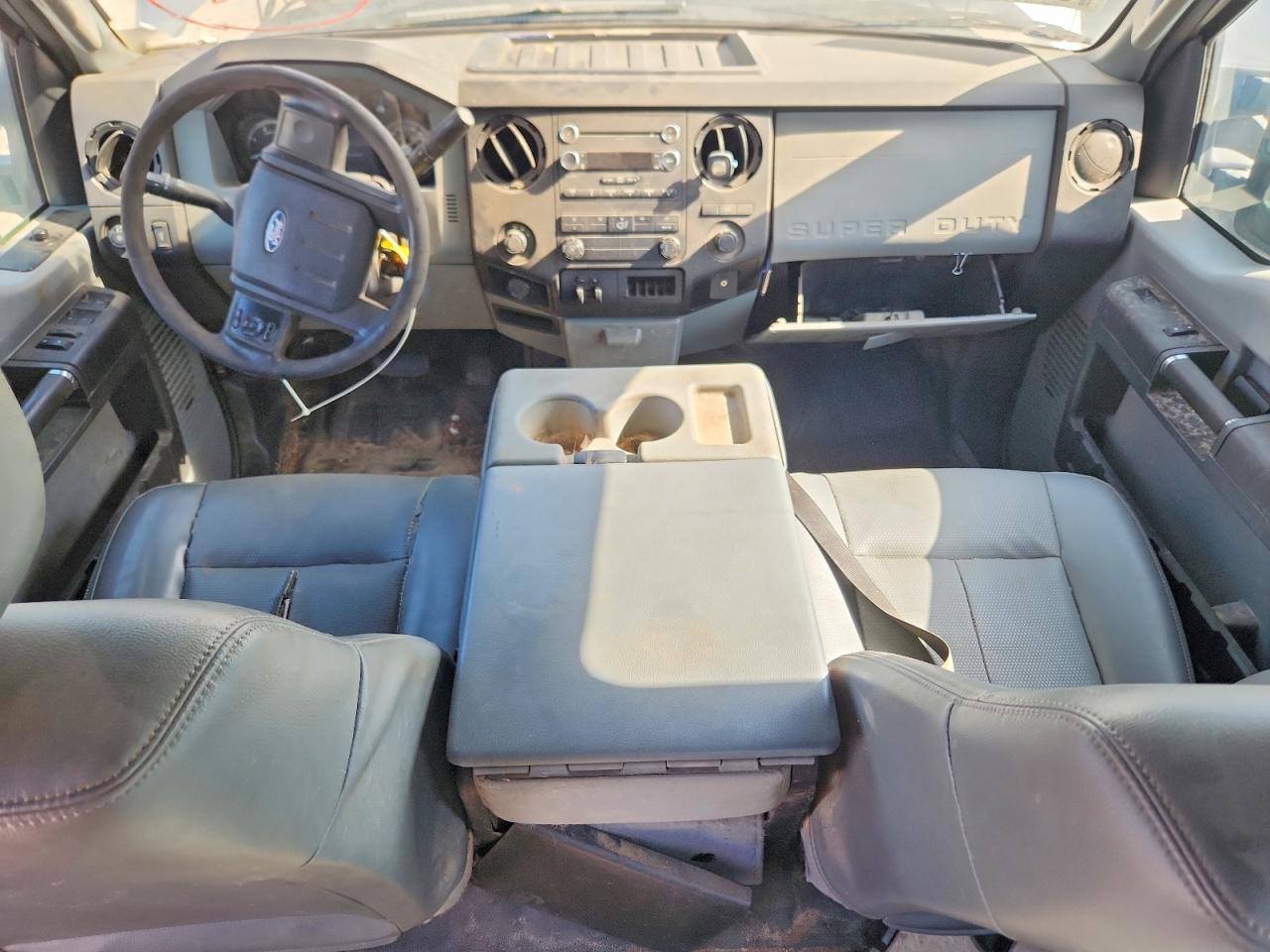 2013 Ford F350 Super Duty Silver vin: 1FT8W3DT3DEA09422
