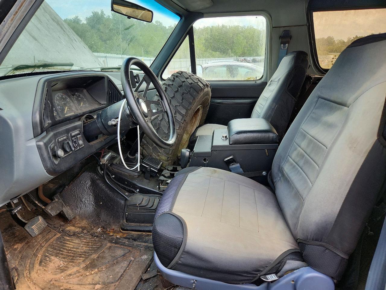 1989 Ford Bronco U100 Gray vin: 1FMEU15N9KLA18899