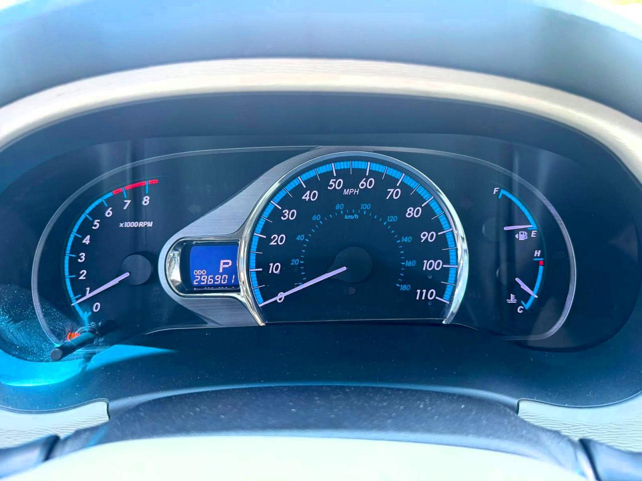 2014 Toyota Sienna Xle 8-passenger Blue vin: 5TDYK3DC0ES443899