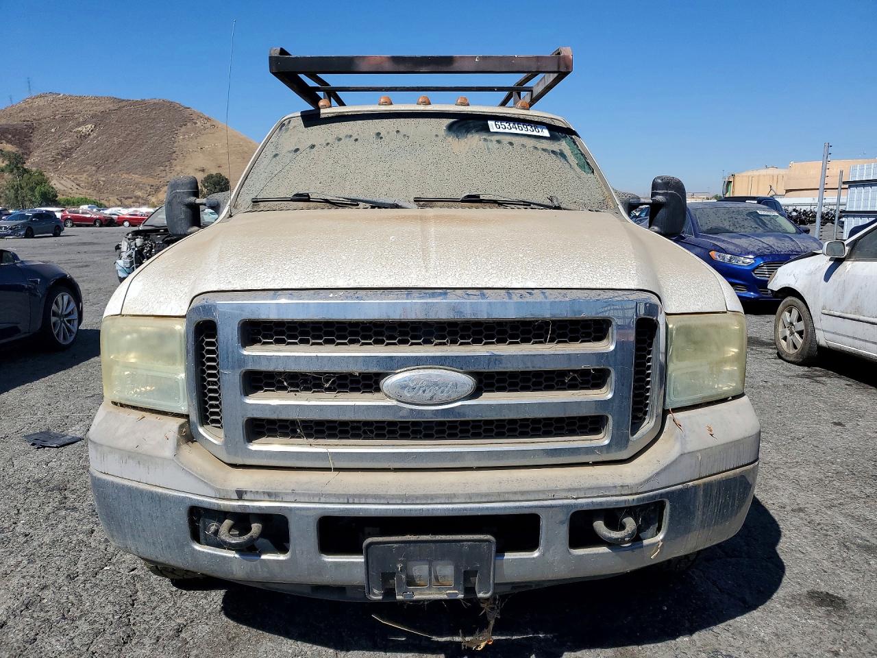 2005 Ford F350 Srw Super Duty White vin: 1FDSX34P45EA96363