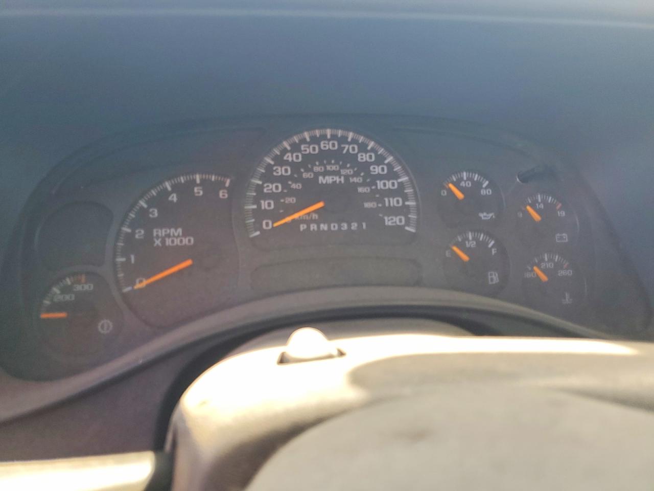 2006 Chevrolet Silverado C2500 Heavy Duty Tan vin: 1GCHC24U86E218766