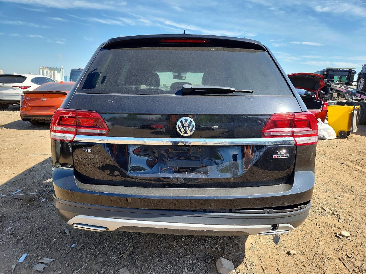 2018 Volkswagen Atlas Se Black vin: 1V2KR2CA8JC505832