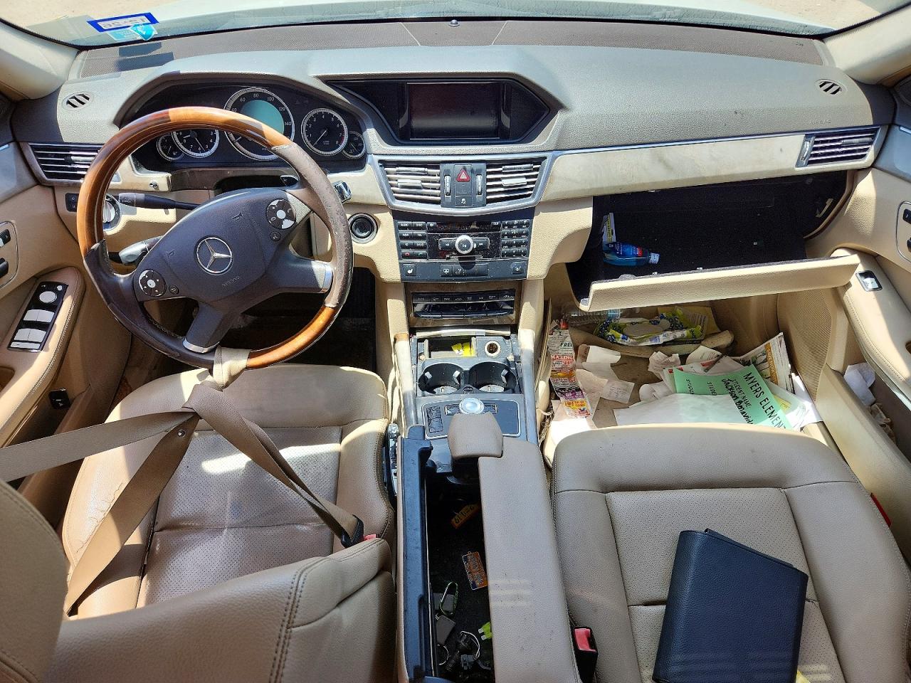 2010 Mercedes-benz E 350 Белый vin: WDDHF5GB6AA221027