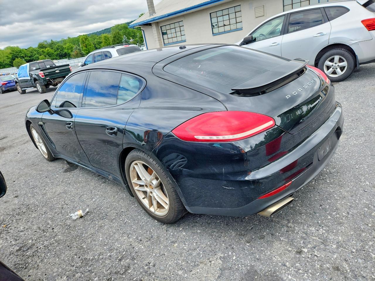 2015 Porsche Panamera 2 Черный vin: WP0AA2A7XFL003312