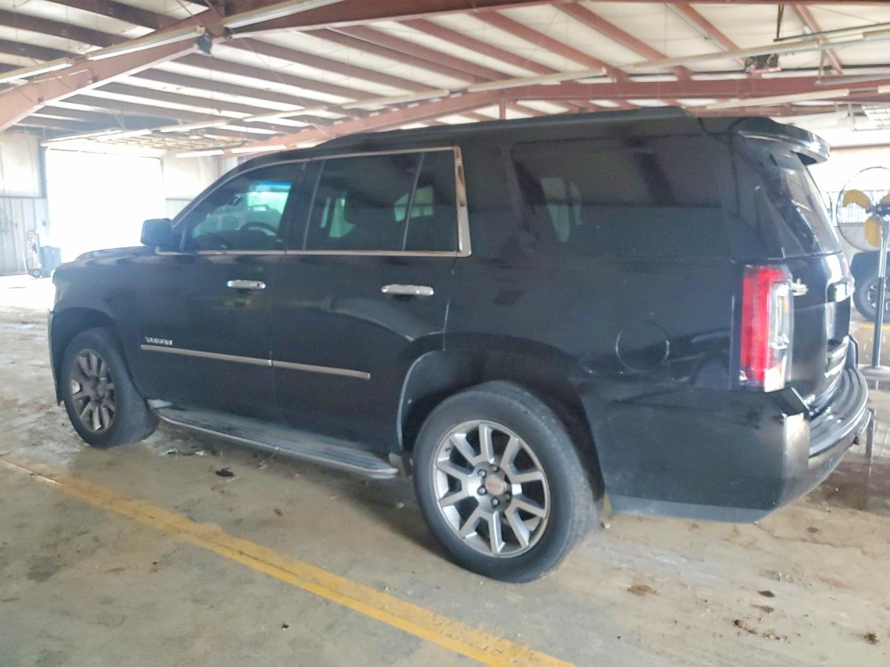 2015 Gmc Yukon Sle Black vin: 1GKS2AKC5FR274383