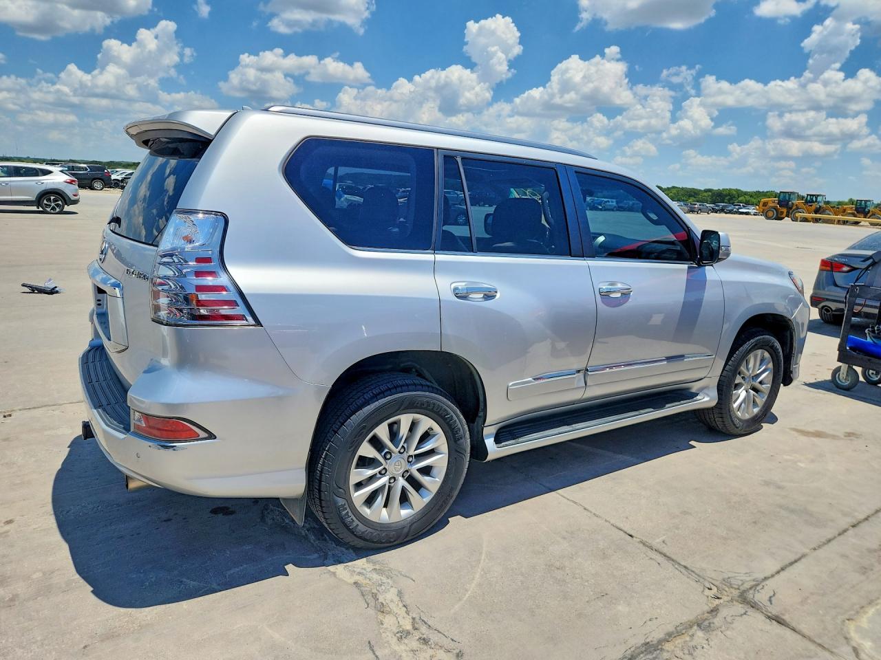 2015 Lexus Gx 460 Silver vin: JTJBM7FX4F5101013