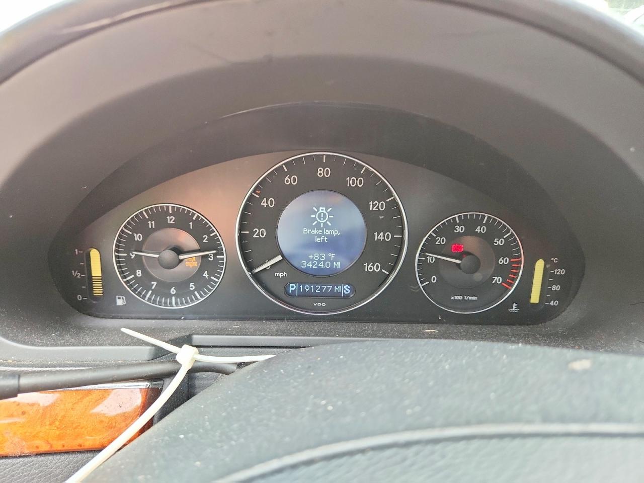 2005 Mercedes-benz E 500 Silver vin: WDBUF70J95A641696
