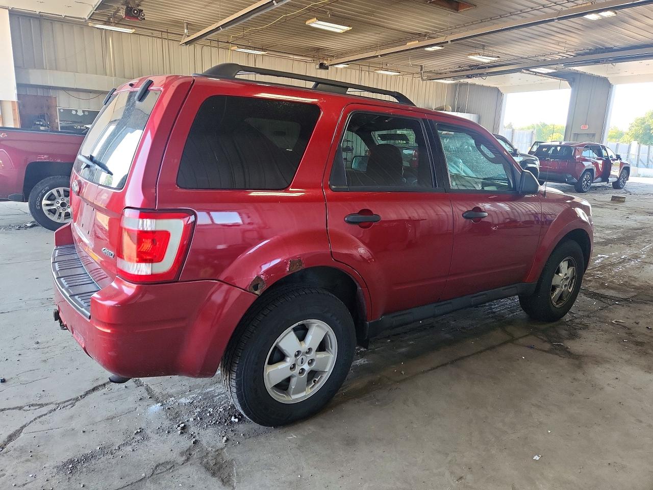 2009 Ford Escape Xlt Red vin: 1FMCU93G59KB01739