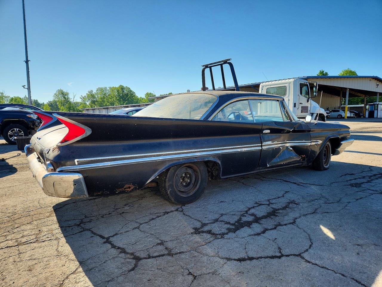 1960 Chrysler New Yorker Black vin: 8103115967