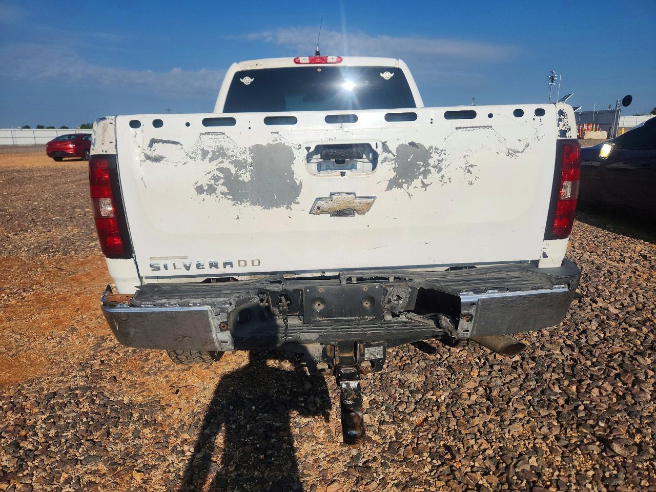 2011 Chevrolet Silverado K2500 Heavy Duty White vin: 1GC2KVCG5BZ258229