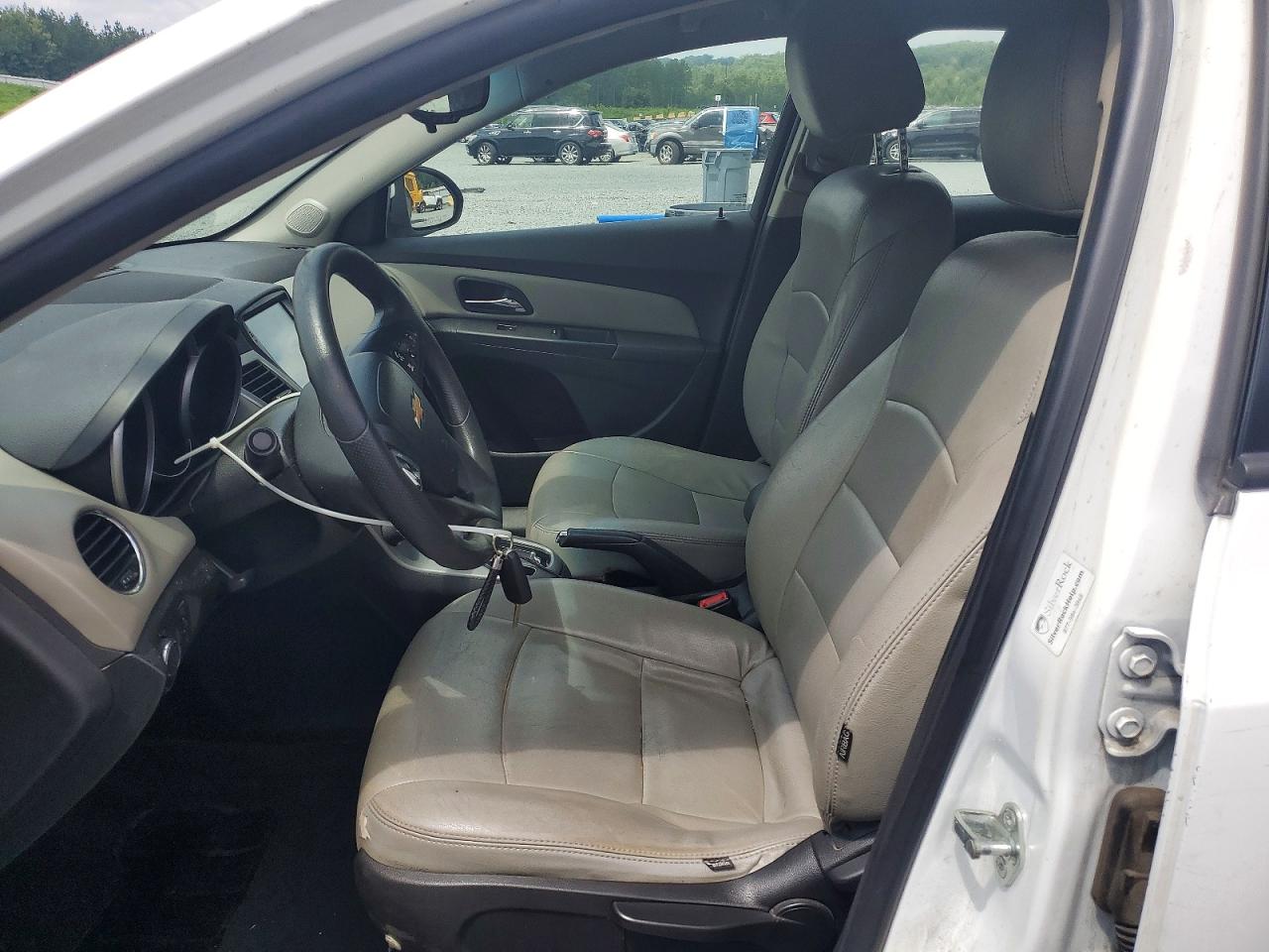 2015 Chevrolet Cruze Ls White vin: 1G1PA5SH7F7292525